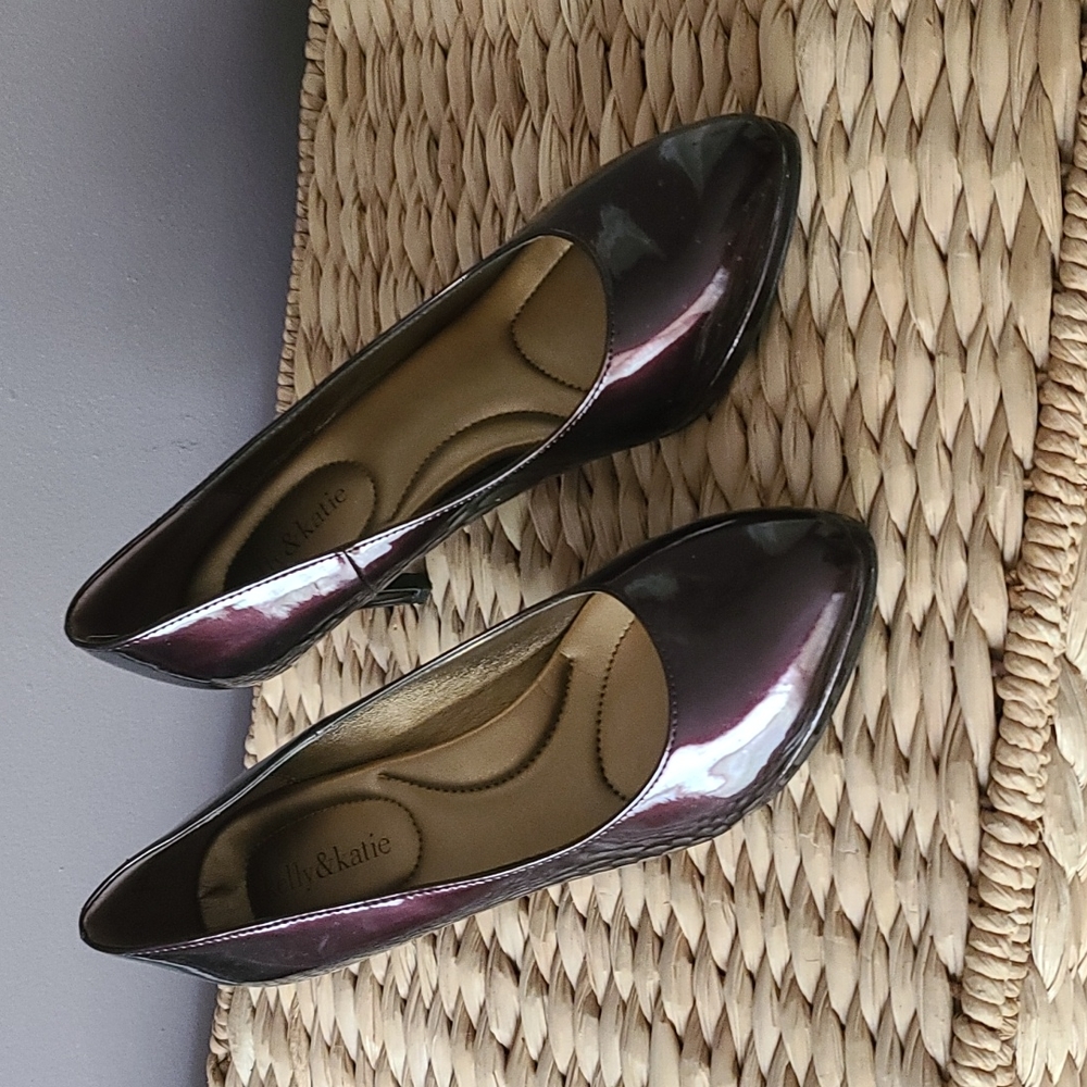 Burgundy pumps